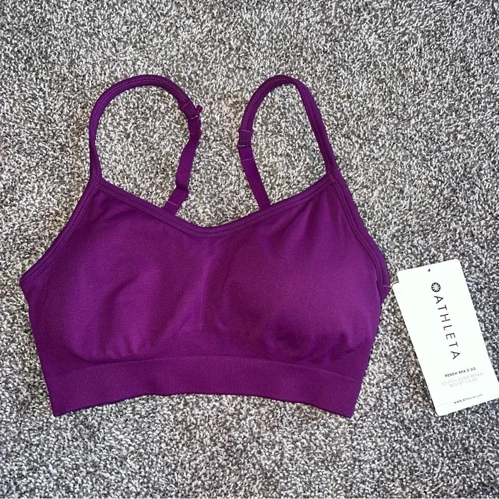 NWT Athleta Renew Bra Size XS